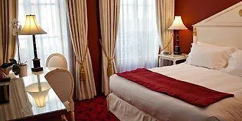 Отель Mazarin 4*