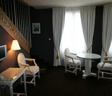 Mazarin Париж
